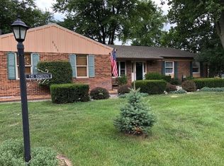 6223 Crown Ct, South Bend, IN