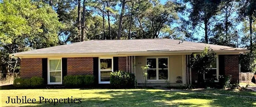 214 Glen Oaks Rd