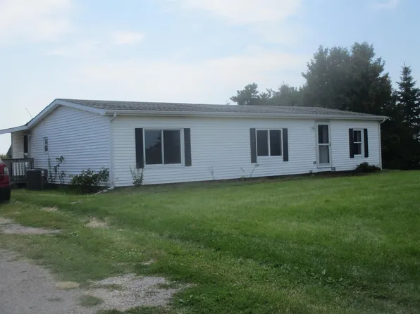 2458 E Kitchen Rd, Pinconning, MI 48650