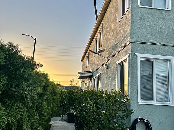 2nd image of 20624 S Western Ave #3