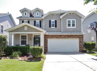 316 Trayesan Dr, Holly Springs, NC 27540
