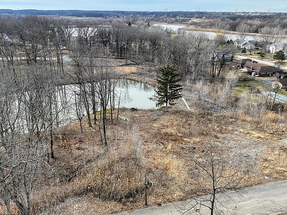 4th image of 16464 S Spaniel Lake Ct