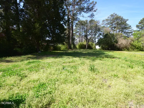 801 Chattawka Lane, New Bern, NC 28560