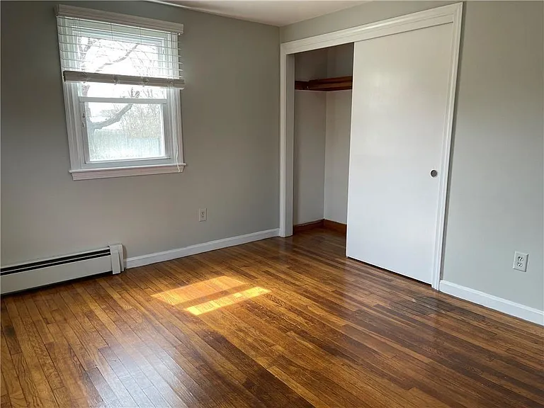 4 Almy Ct #2 — Photo 8