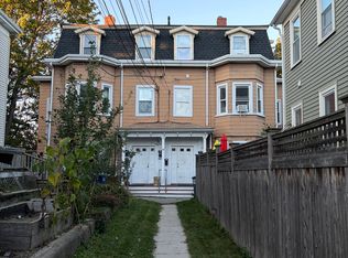 77 Bonair St APT 2R, Somerville, MA 02145