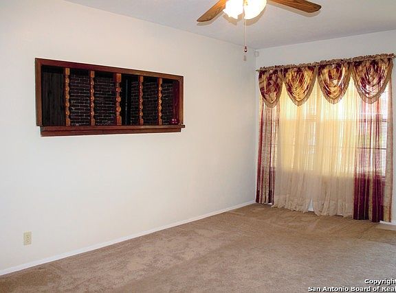 4th image of 4906 Mary Diane Dr
