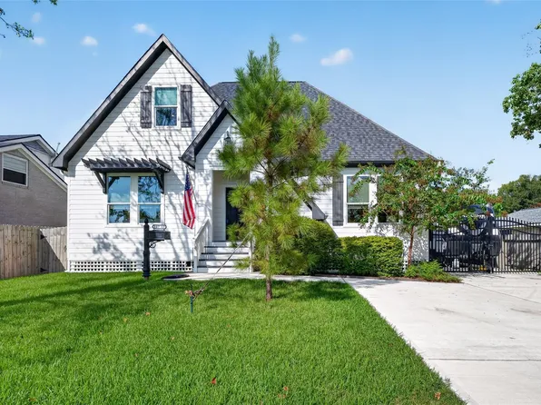 107.5 Shirleen Dr, Seabrook, TX 77586