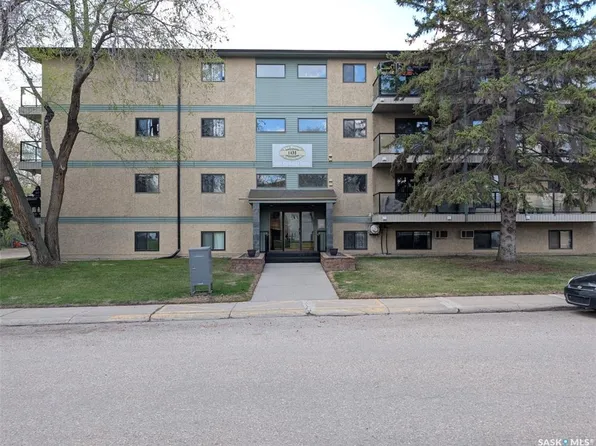 UNIT 108-1435 Embassy DRIVE, Saskatoon, SK S7M 4E5
