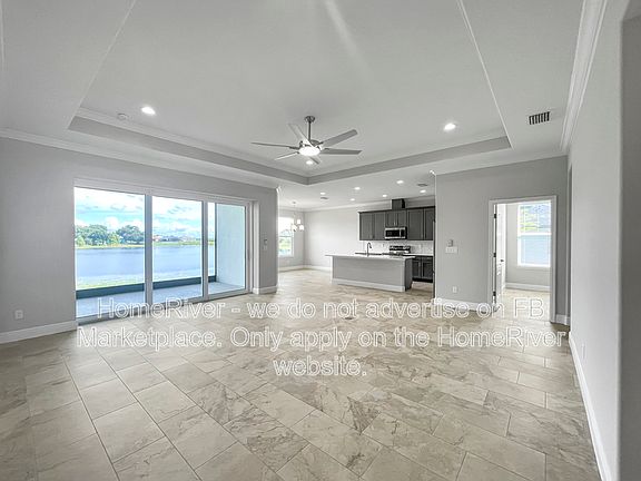 3rd image of 10625 Summit Lakes Ln