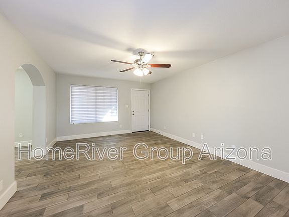 3rd image of 17847 N 39th Ave