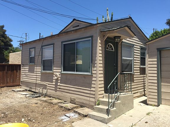 3rd image of 4179 33rd St #1B-1BA-450SQFT