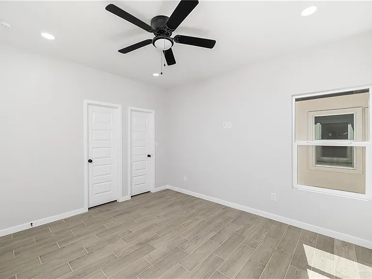 1006 Sugar Garden Dr #4 — Photo 6