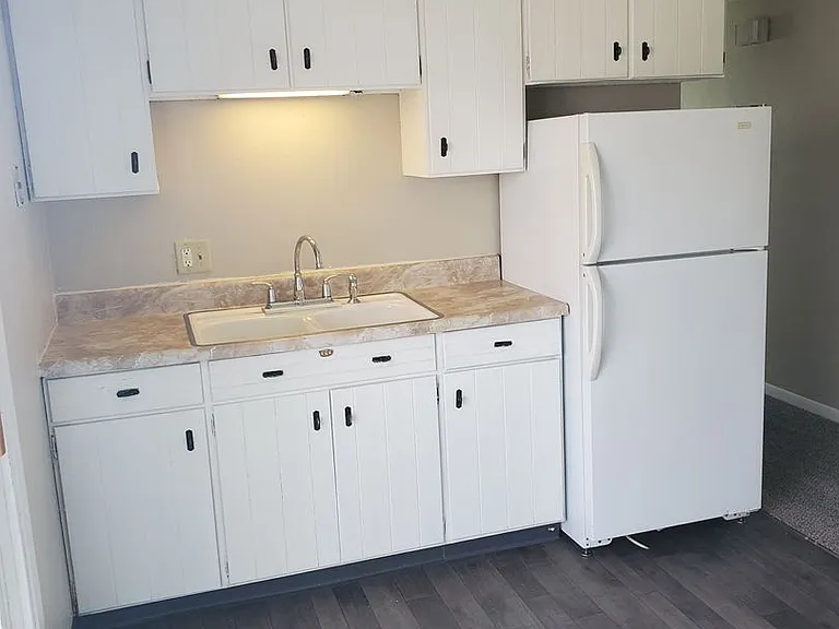 4711 12th Ave — Photo 2