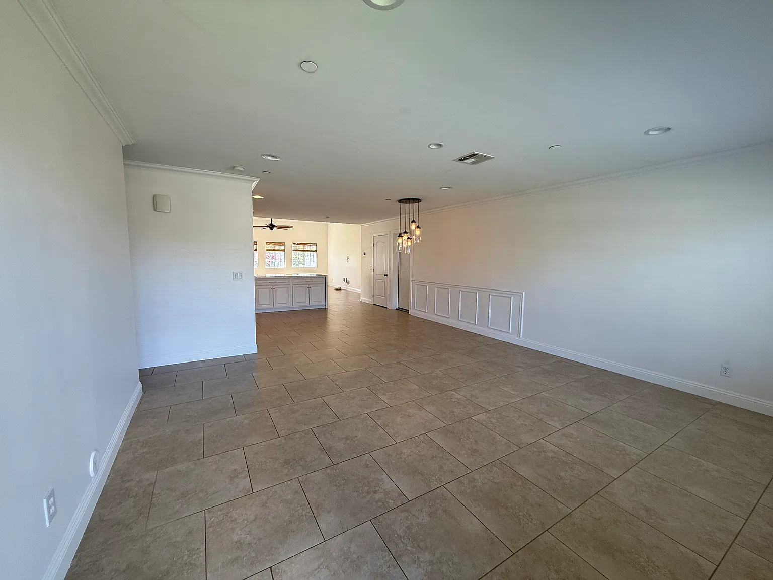 8533 E Vernon Ave — Photo 3