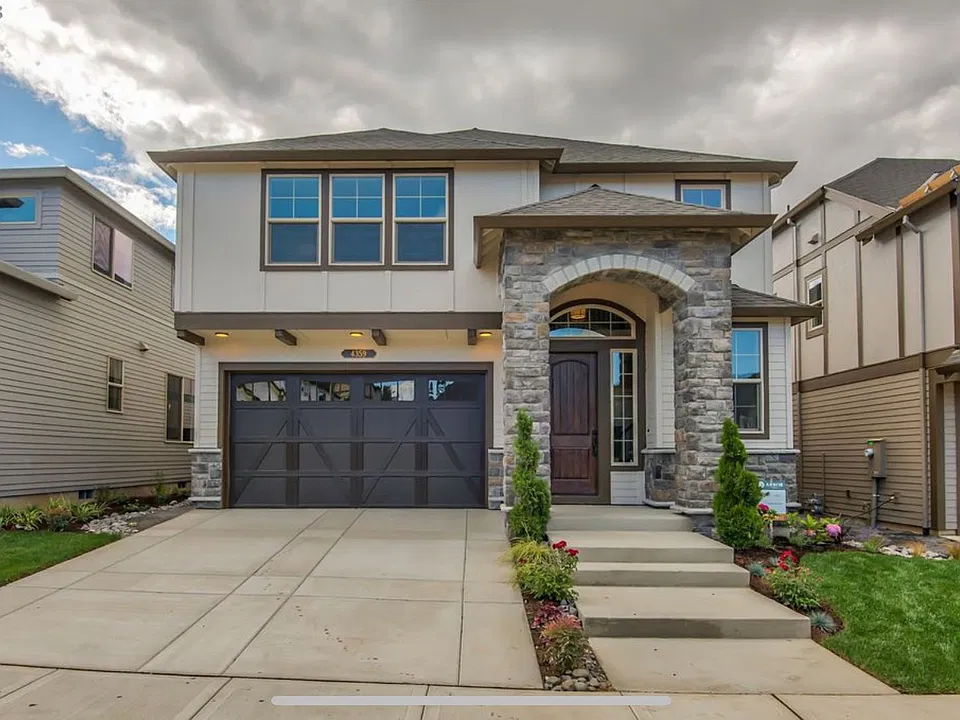 4359 NW Ashbrook Dr