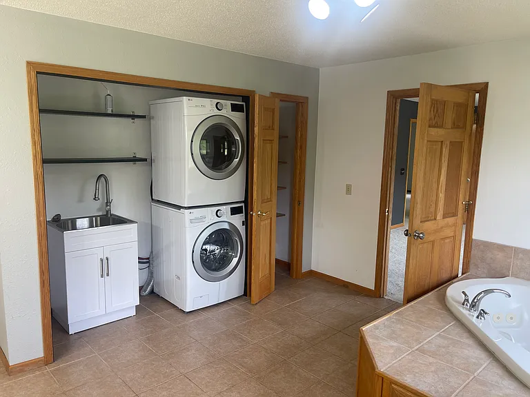 8774 Dublin Rd — Photo 19
