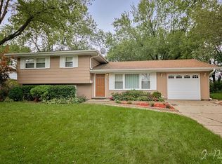 814 Vassar Ln, Schaumburg, IL 60193