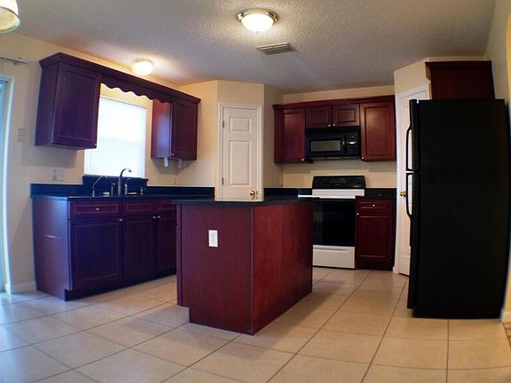 2nd image of 4307 Stonefield Dr