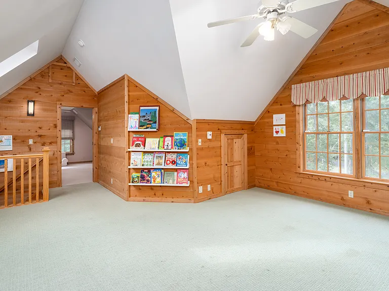 23 Island Creek Rd — Photo 34