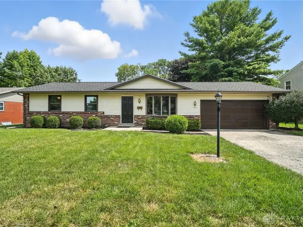 1037 Cloverdale Dr, Troy, OH 45373