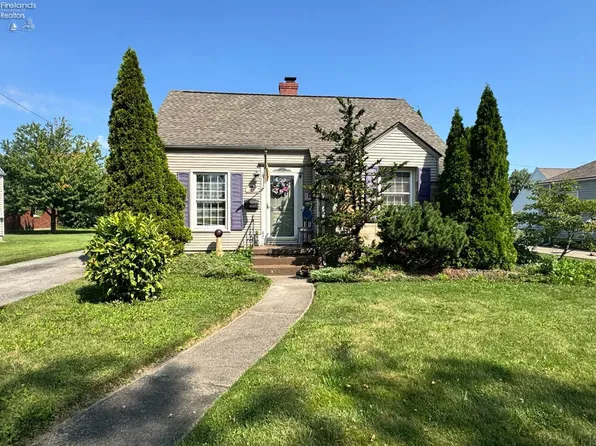315 50th St, Sandusky, OH 44870
