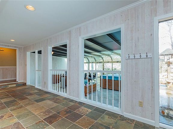 5th image of 1498 Beckner Rd