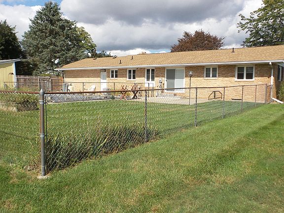 4th image of 21391 Redfield St