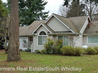 2763 Sun Vista Cir, Clinton, WA 98236
