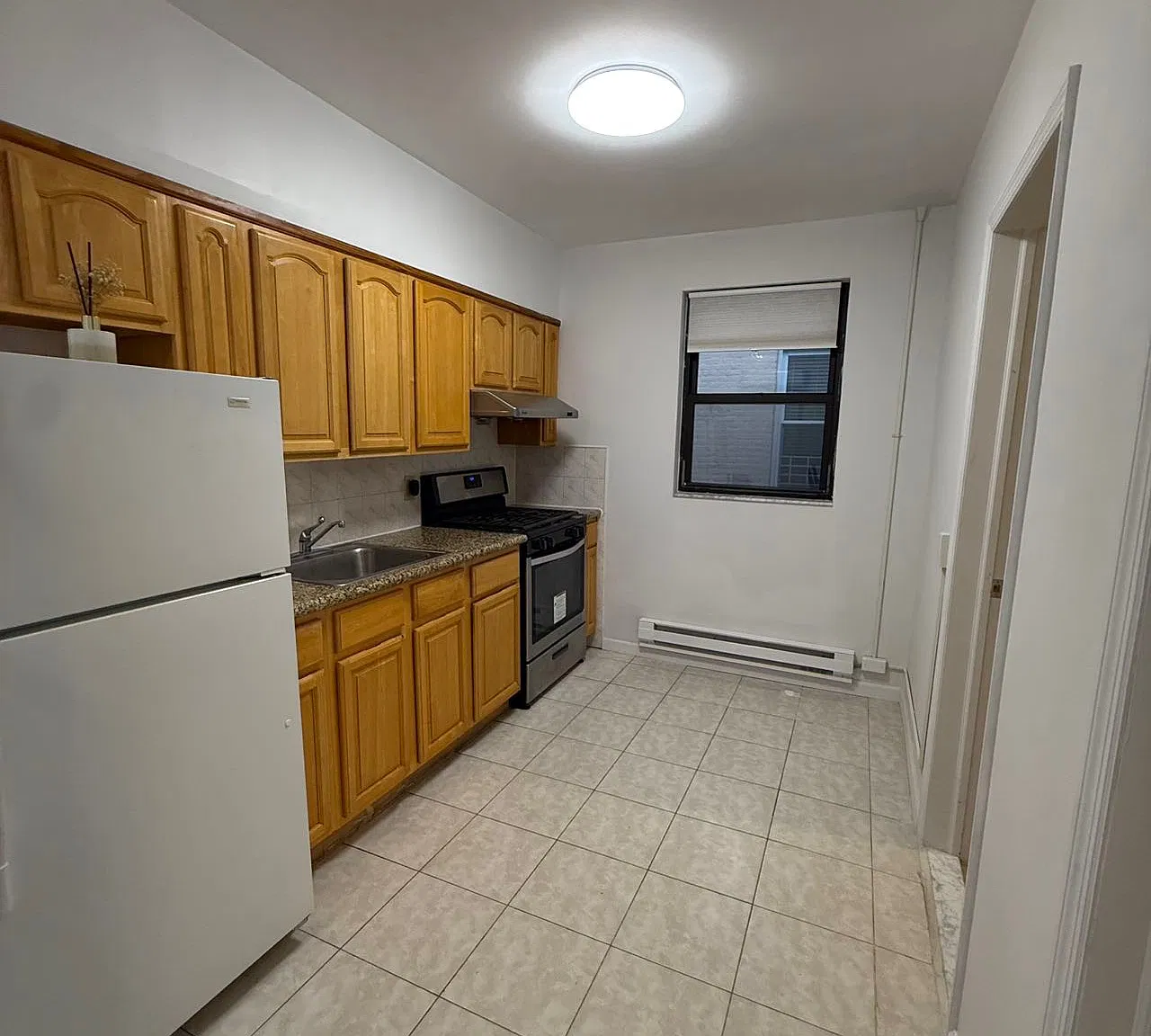 2 bed, $2,200 — Photo 2