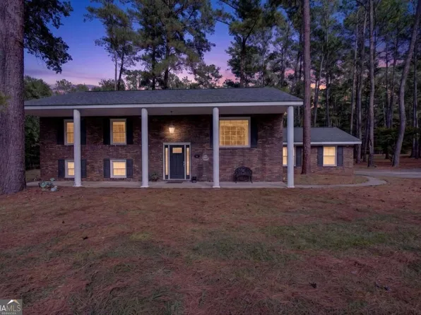 118 Davis Dr, Macon, GA 31217