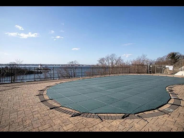 Pool 1