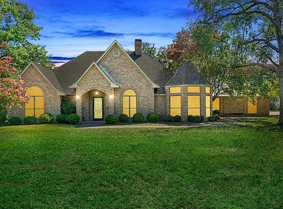 3rd image of 9050 Karen Ln