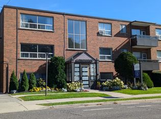 9 Longwood Rd S, Hamilton, ON L8S1S4