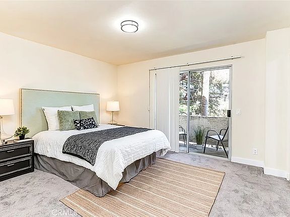 2nd image of 2440 Manhattan Beach Blvd