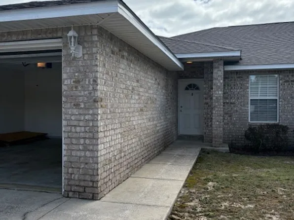 1831 Sundown Dr, Navarre, FL 32566