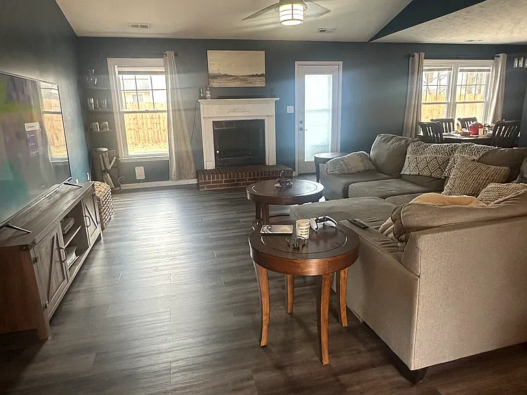 6745 Pin Oak Ln — Photo 3