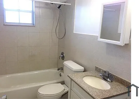 2 bed, $2,500 — Photo 4
