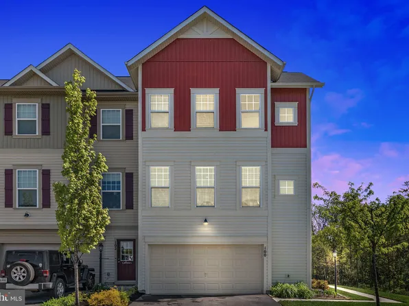 100 Splendor Garden Way, Stephenson, VA 22656