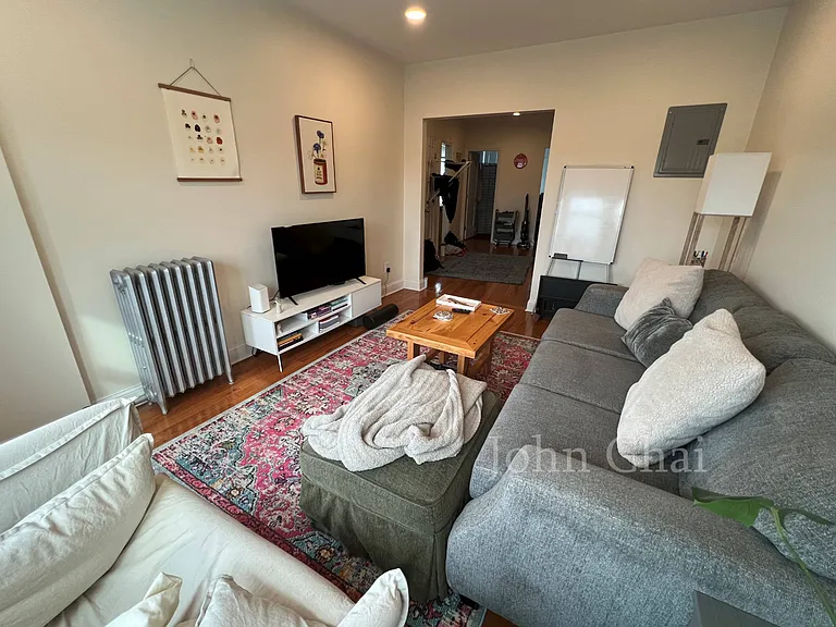 123 Sutherland Rd #N — Photo 9