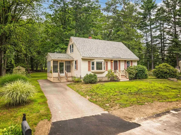 7 Tanglewood Drive, Dover, NH 03820