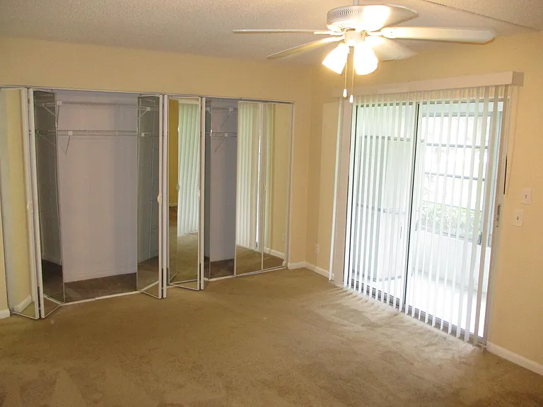 506 Mansfield Dr #M — Photo 5