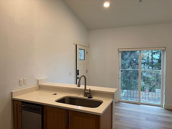 4th image of 3610 NW Port Ave APT 301