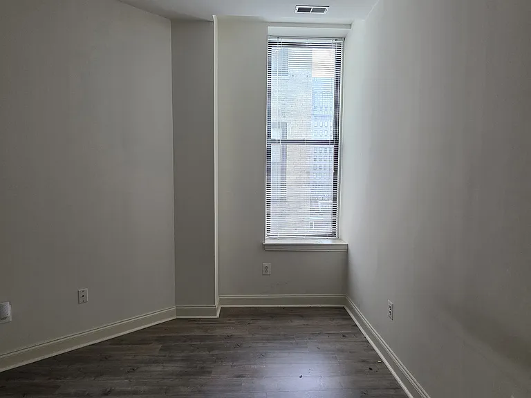 701-3 Sansom St #502 — Photo 13
