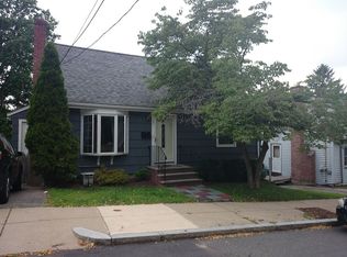 151 Glenellen Rd, West Roxbury, MA 02132
