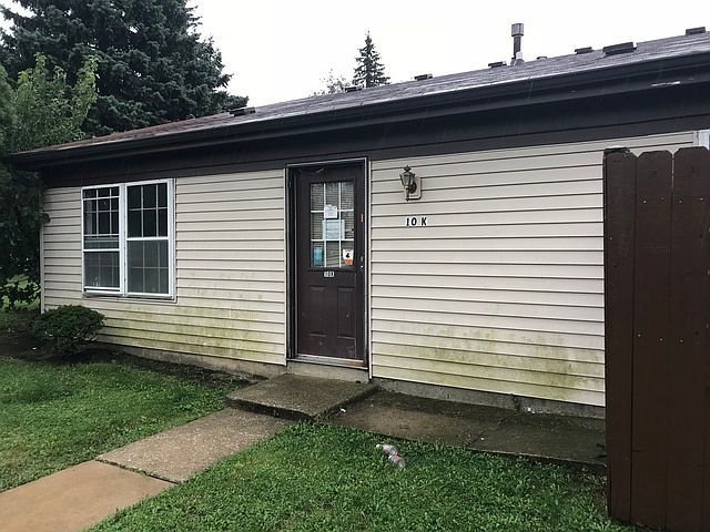 1st image of 10 Fernwood Dr #K