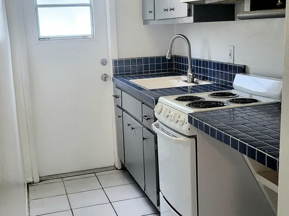 16 NE 20th Ave, Pompano Beach, FL