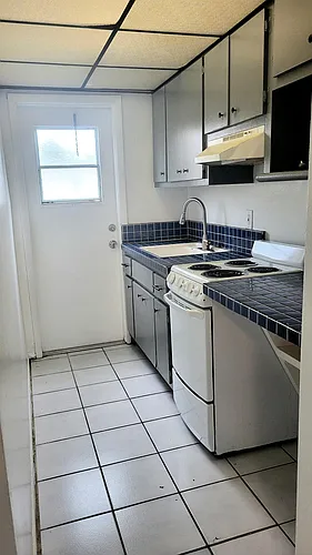 16 NE 20th Ave #6 Photo 1