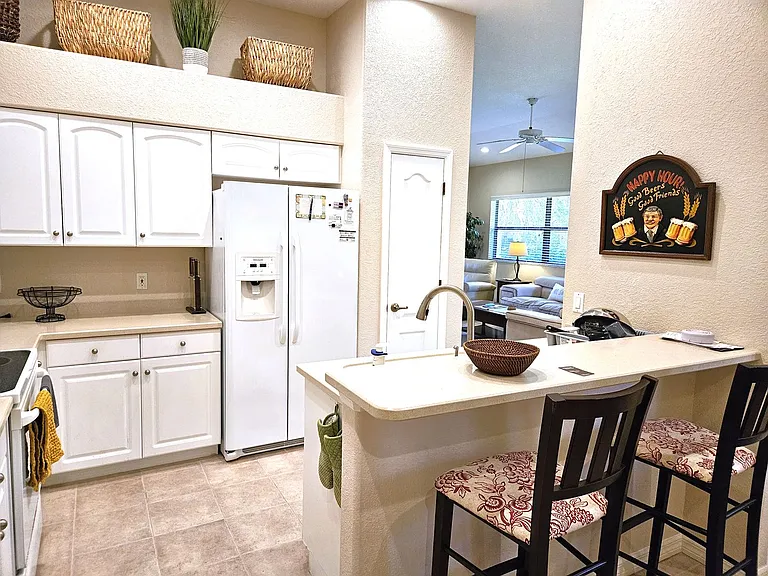 4528 Cancello Grande Ave — Photo 26