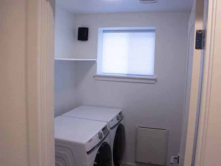 8038 SE Hawthorne Blvd #B — Photo 7