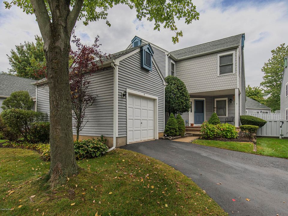 1st image of 9 Turnberry Cir #107B